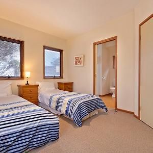 Square Bear Apartment ดินเนอร์ เพลน ภายนอก รูปภาพ